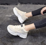 2019 Shoes Winter Warm Platform Woman Snow Boots Plush Female Casual Sneakers Faux Suede Leather Female Snowboots Warm Shoes Fur